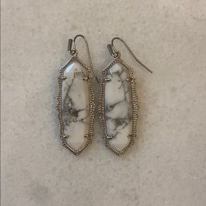 Kendra Scott elle earrings